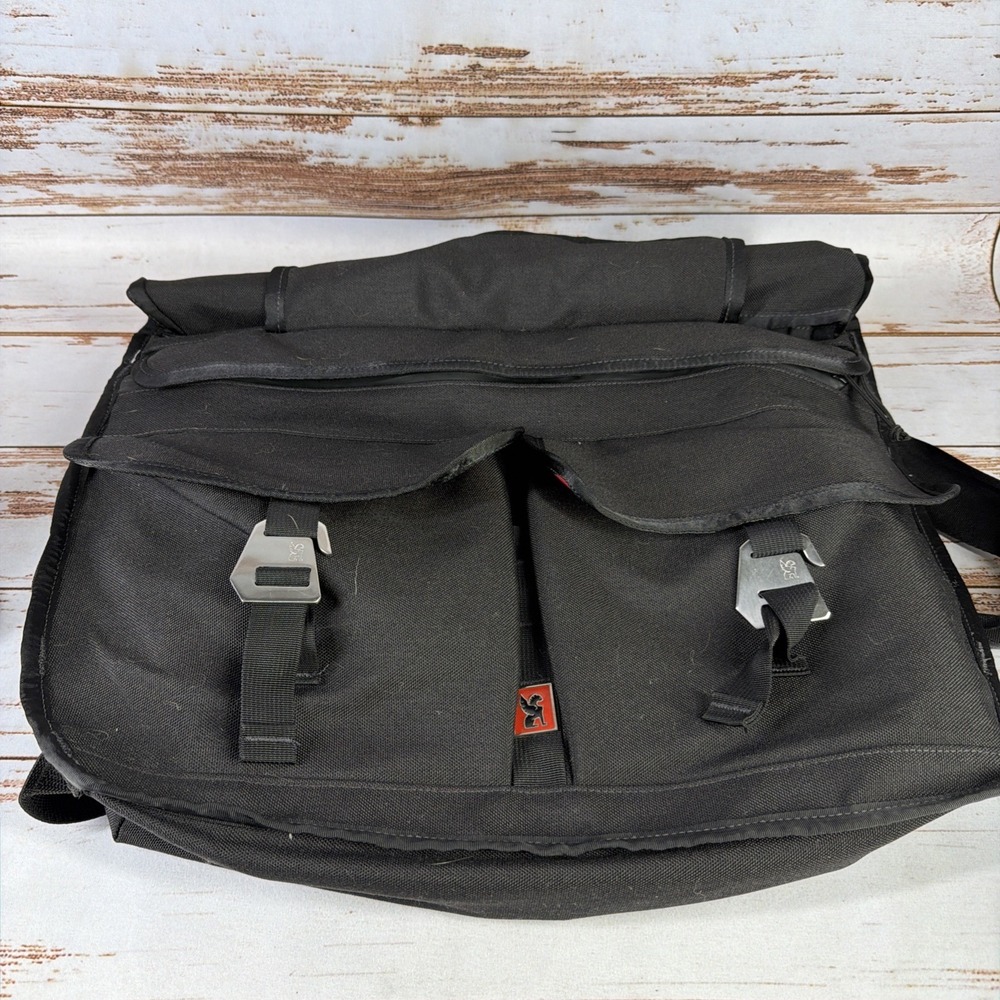Chrome Industries Black Roll Top Messenger Bag USA Made